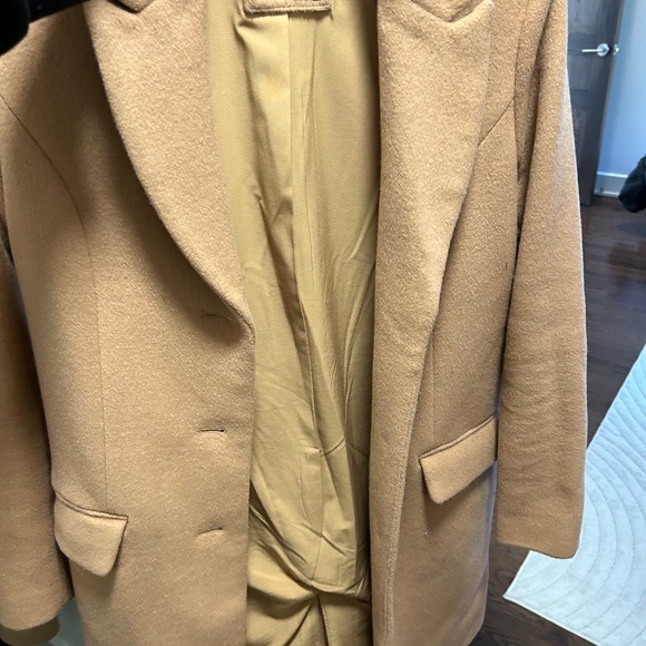 Guess coat - Picture 1 of 5